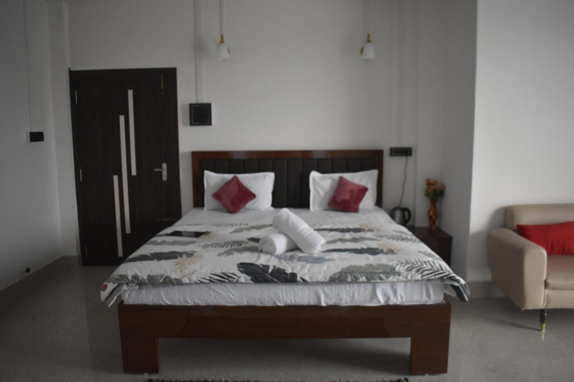 Great Escape.. Bed & Breakfast Tezpur Bagian luar foto